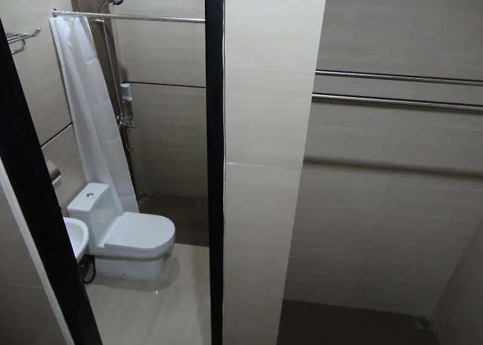 Nakula Hotel 2*
